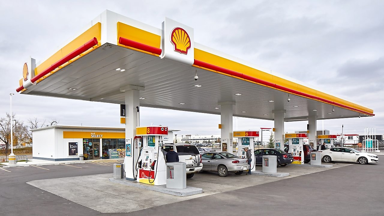 Station-service Shell en journée
