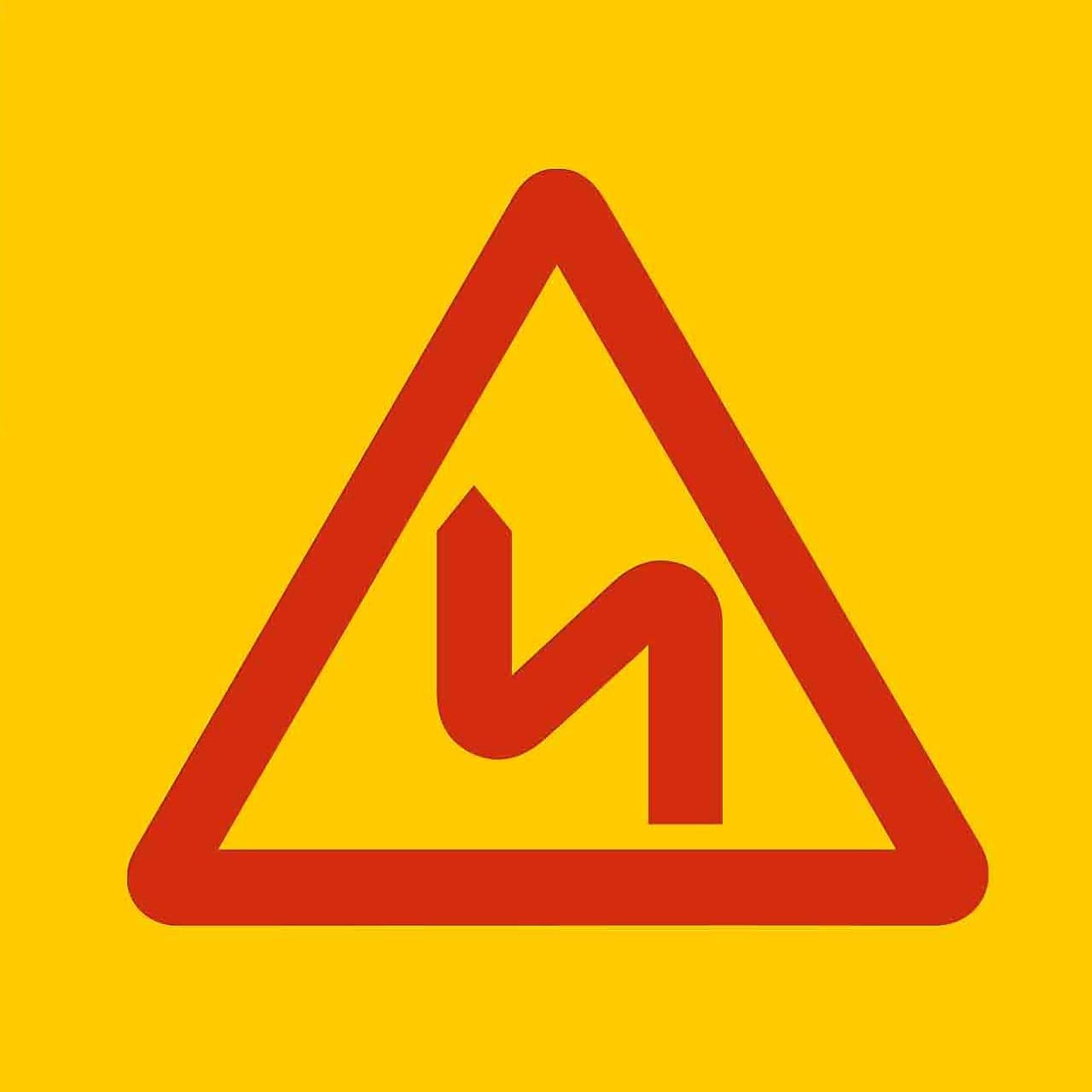 panneau de signalisation d'un virage